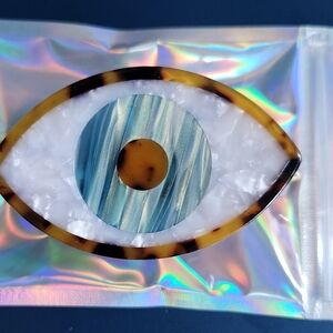 Eye-Shaped Tortoiseshell and Blue Accessory